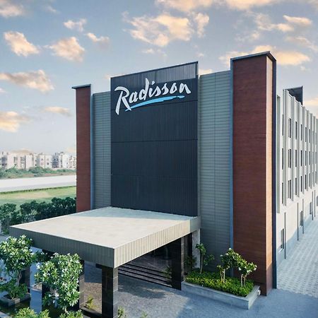 Radisson Hotel Вриндавана Экстерьер фото