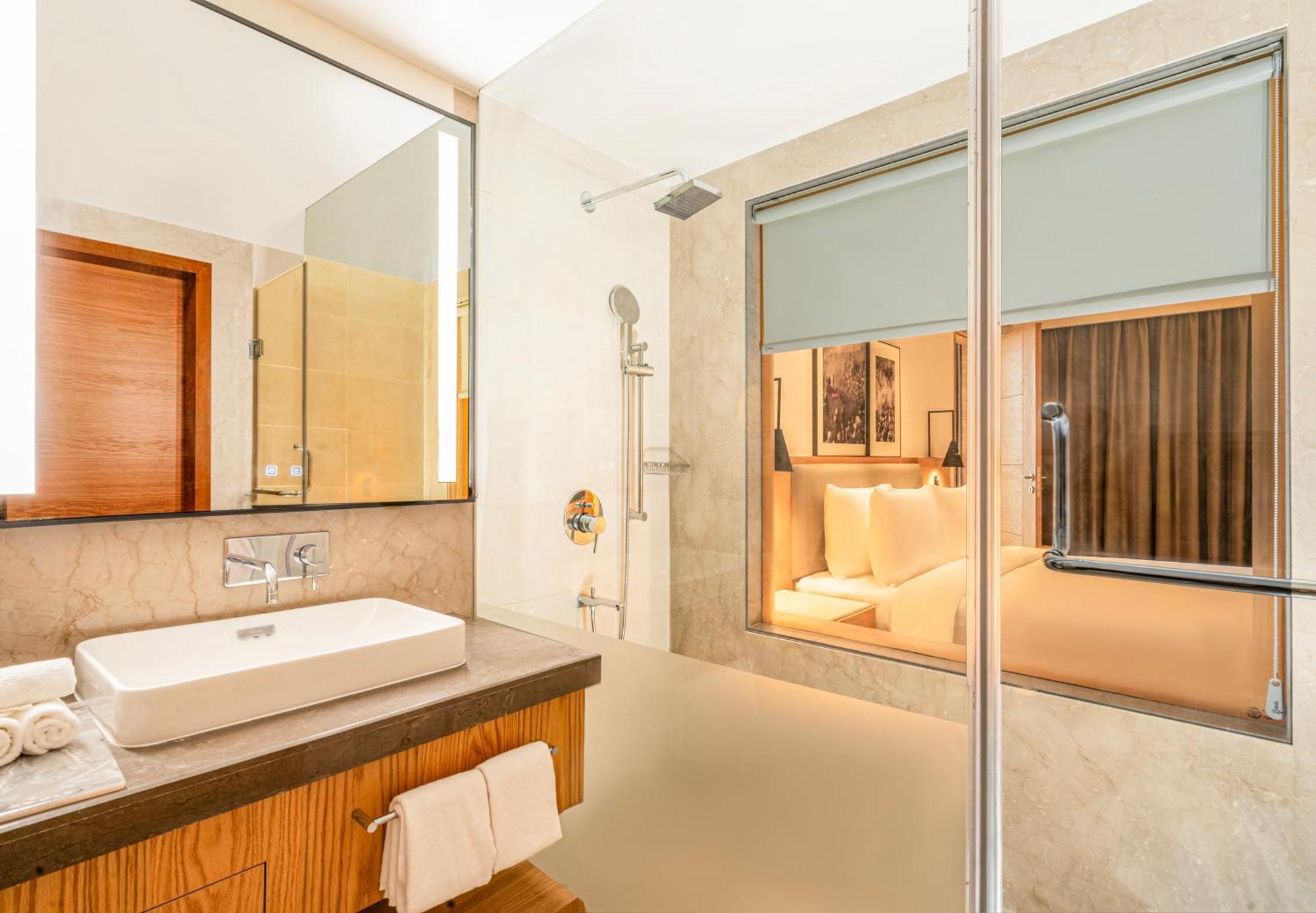 Radisson Hotel Вриндавана Экстерьер фото