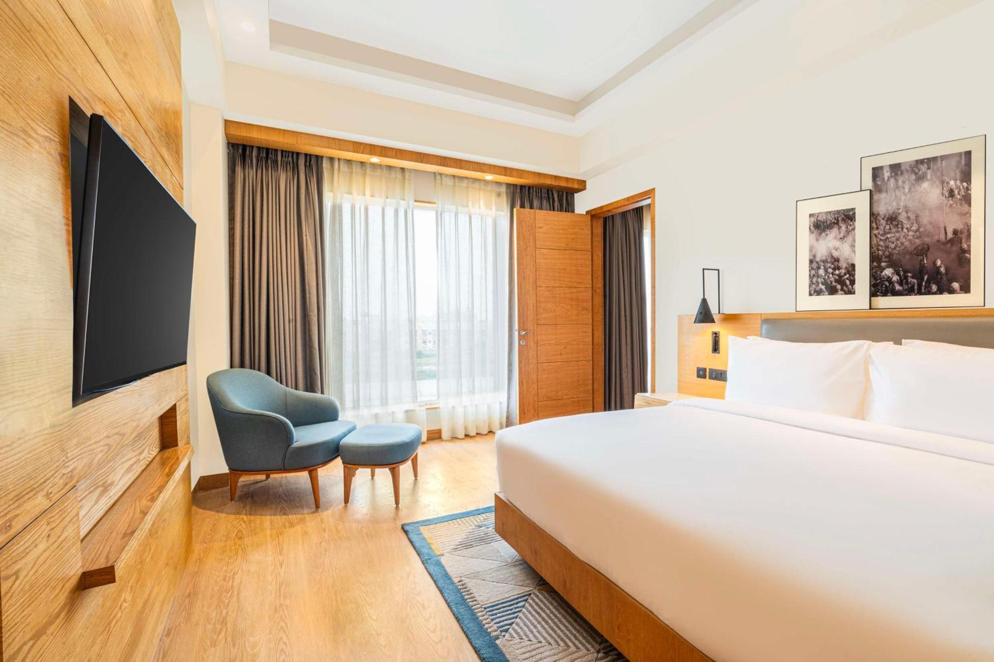 Radisson Hotel Вриндавана Экстерьер фото