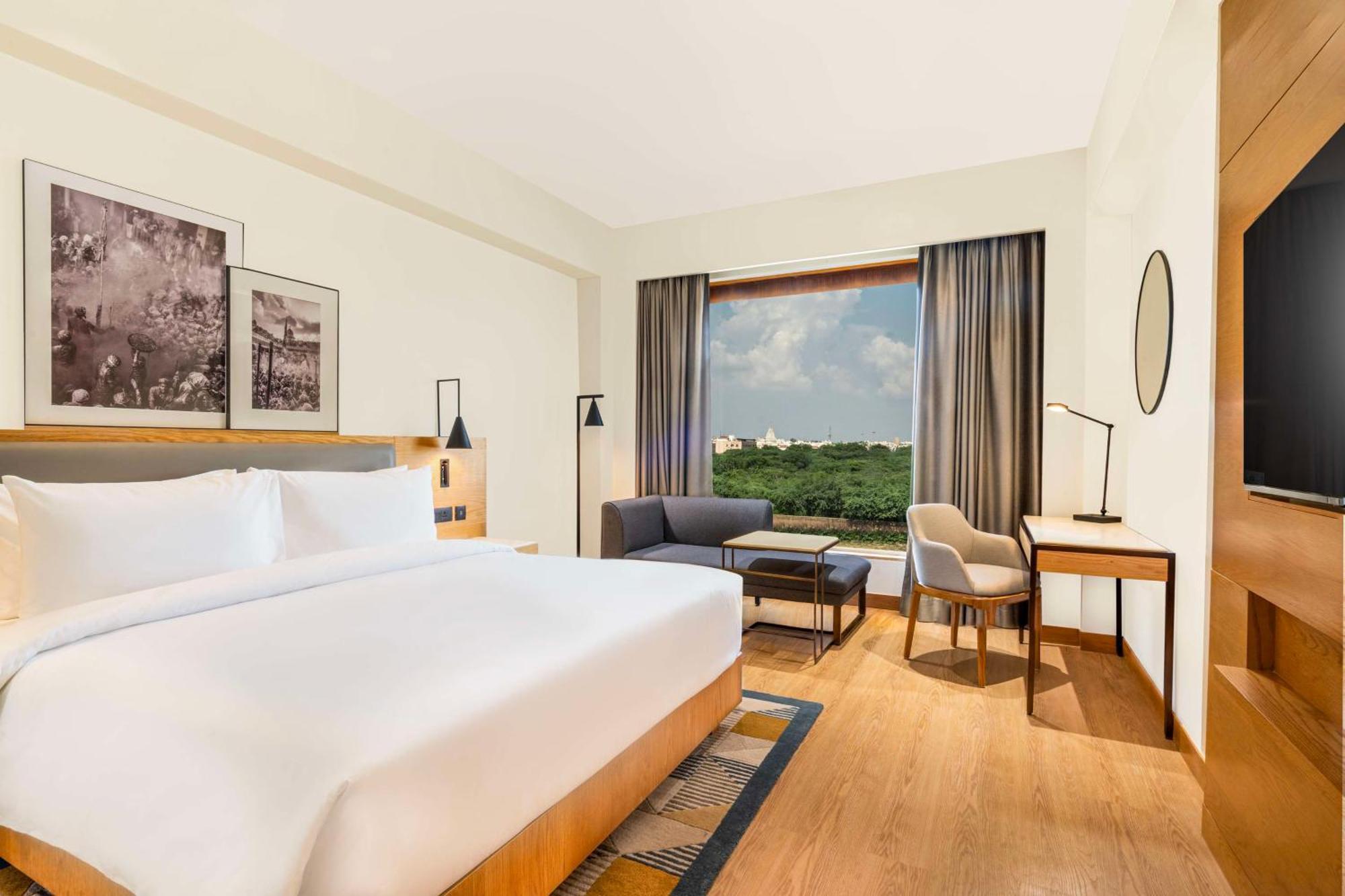 Radisson Hotel Вриндавана Экстерьер фото